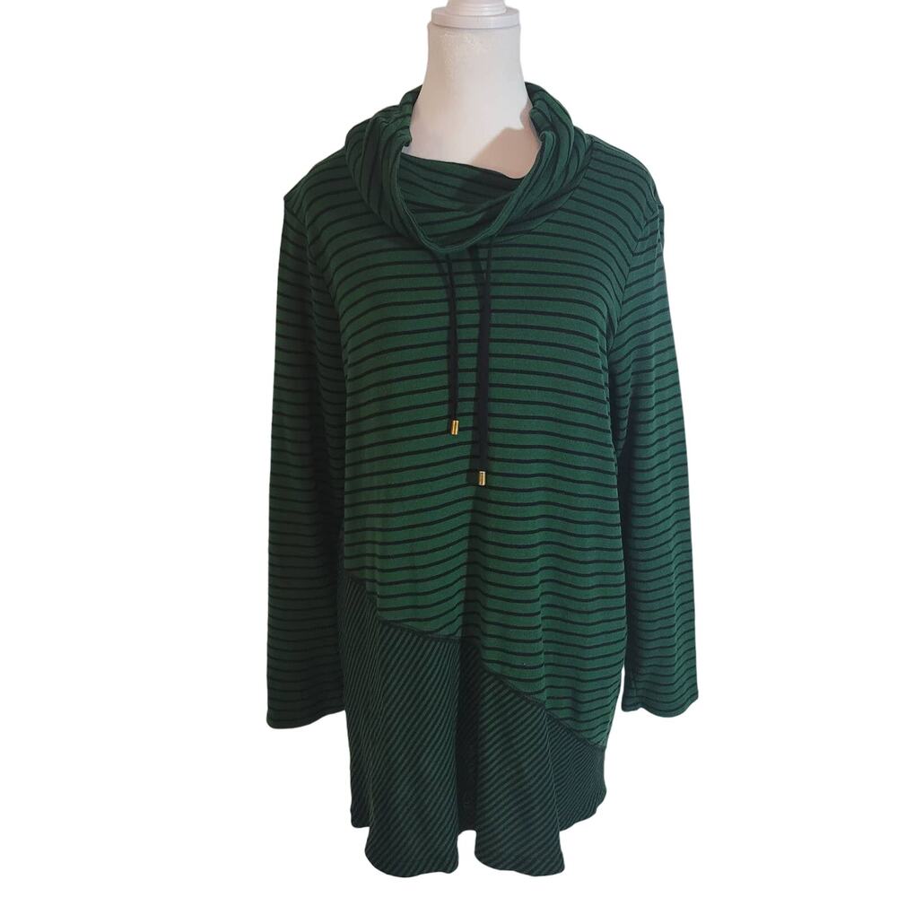 Chico's Size 2 US XL Zenergy Asymmetrical Striped Cowl Neck‎ Pullover Top Casual